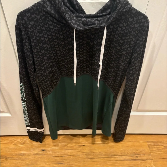 Colosseum Sweaters - Michigan State crewneck sweatshirt